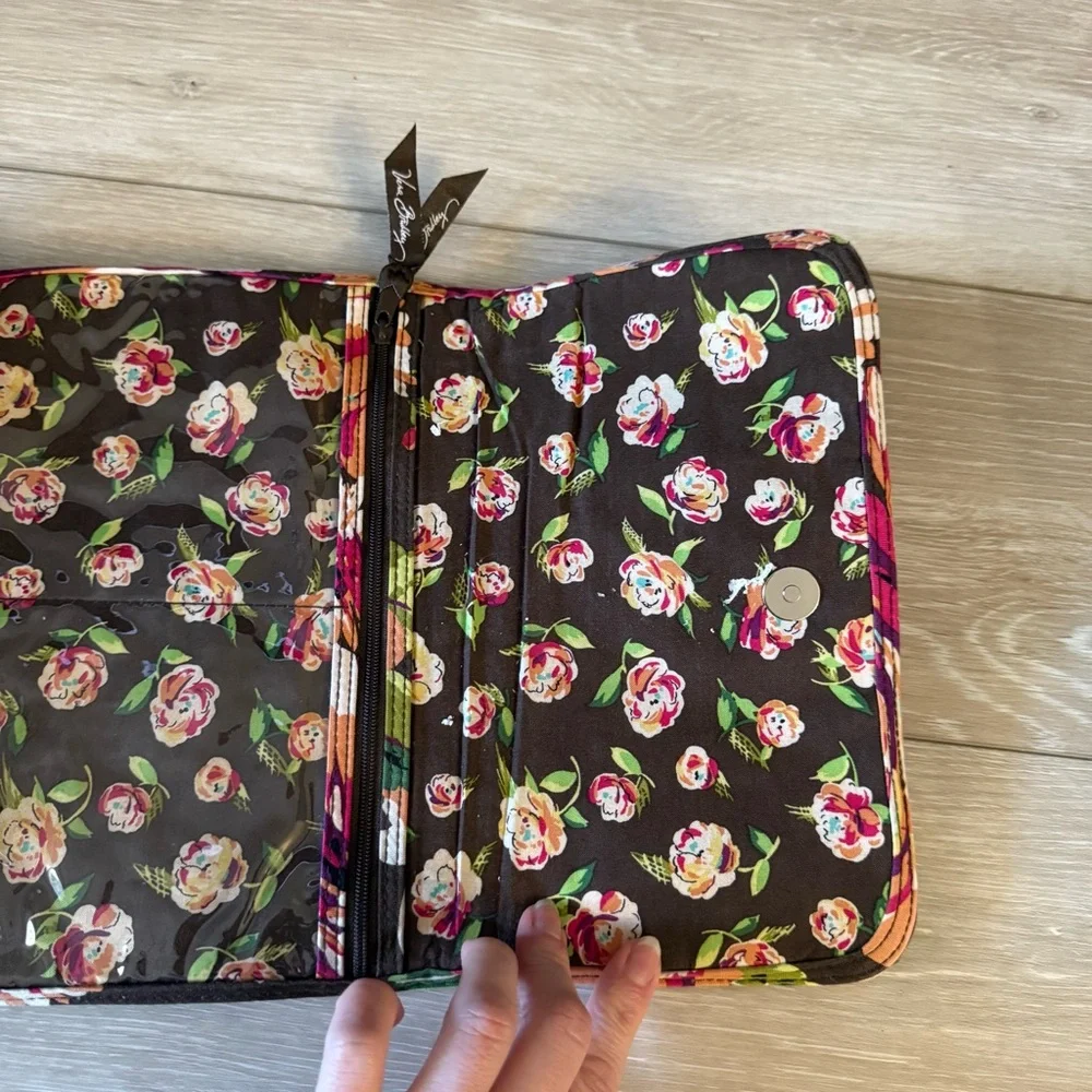 Vera Bradley Floral Quilted Clutch Makeup Bag Travel Organizer Brown Pink Rose